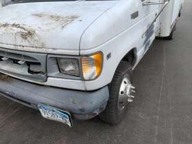 238-02533a Ford Truck Steering Column Shift Fits 97-00 E150 Van