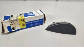 16750755 General Motors Genuine Gm Steering Wheel Horn Button Switch Rh 1993-99 Lesabre Park Av