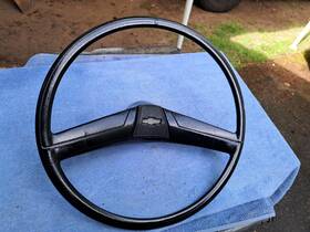 335212 General Motors 1969-1976 Chevrolet Gmc Truck Blazer Van Black Steering Wheel