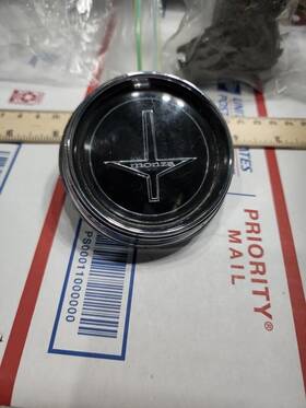 3859835 General Motors Vintage Used 1960s Chevrolet Monza Horn Cap Button Gm P/n