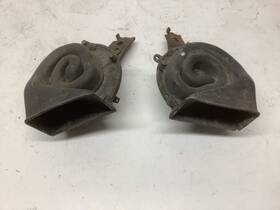 9000245 Gm 1968 Corvette 245 And 246 Delco Remy Horn Oem 68 Set Dte Codes 8f1 8f3