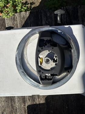 85590461 Gm Genuine Parts Steering Wheel
