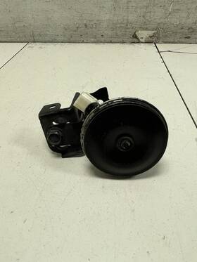 613.ho1d17 Honda 2017 Civic Front Right Passenger Side Horn Oem