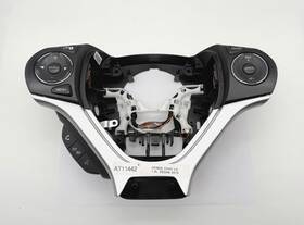 78500-ts8-u440-m1 Honda Oem 14-15 Civic Lx Steering Wheel Radio Cruise Control Switch Bezel Trim