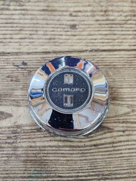 3890095 Horn Oem Gm 1967 Or 1968 Camaro Cap - Original Used Great Shape Driver Quality