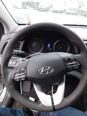 235.hy1r20 Hyundai Elantra 2020 Steering Wheel 3117797