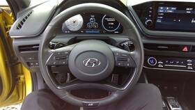 7039387 Hyundai Used Steering Wheel Fits 2021 Sonata Grade B