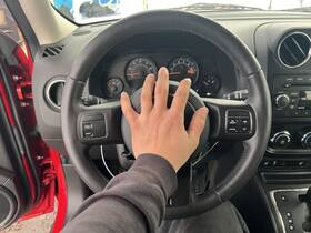 235.ch9116 Jeep/plymouth Truck Patriot 2016 Steering Wheel 185796