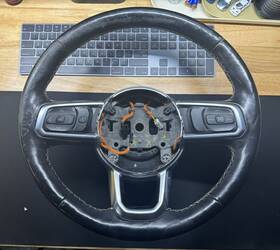 235.ch9319 Jeep/plymouth Truck Jl Wrangler Oem Steering Wheel With Multifunction Switches 2018-2023
