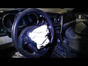 235.ki1q11 Kia Optimakia 2011 Steering Wheel Black Only No Bag