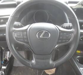 235.le1t24 Lexus Steering Wheel Black Leather. Fits 19-24 Ux250h 165541