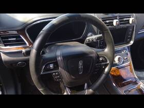 235.fd2s17 Lincoln Contintal 2017 Steering Wheel 611061