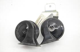 613.mz1s07 Mazda 06-08 Speed6 2.3l Pair Of High Low Tone Horns