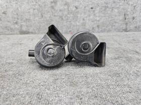 A0065429220 Mercedes-benz Front Hood Horn Horns Speaker Set W218 E400 Cls63 Cls550 Oem