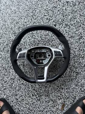 A1724603103 Mercedes-benz W212 W214 W218 E63 Cls63 Amg Suede Steering Wheel Pedal Shift Oem