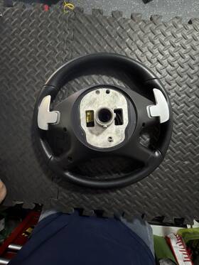 A212460 Mercedes-benz Amg Steering Wheel With Paddles E63 W212 2011