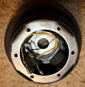 K-2008 Momo #2008 Steering Wheel Hub 1992-96 Bmw 318i 318is 325i 325is M3 Z3 E34 E36 /7