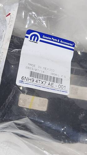 6nh94tx7ac Mopar 2019 2020 2021 2022 2023 Dodge Ram 2500 3500 Steering Column Shroud Trim
