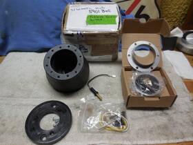 5901 Nardi/porsche Nardi/momo Steering Wheel Adapter #5901 With Horn Button 21mm Id Open Box