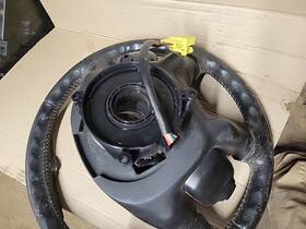 235.da1804 Nissan Xterra 01 Steering Wheel Everything Comes In Pics
