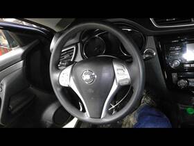 235.da1f15 Nissan Rogue 2015 Steering Wheel 371555