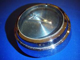 9779004 Pontiac 1965 1966 65 66 Bonneville Catalina Horn Button