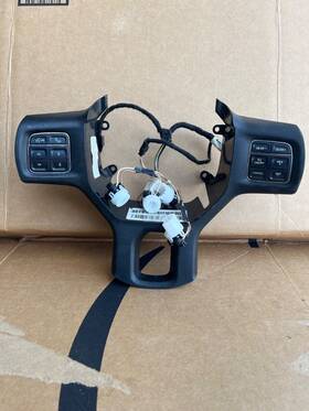 1uh60dx9ad Ram Oem 2013-2018 1500 Steering Wheel Control