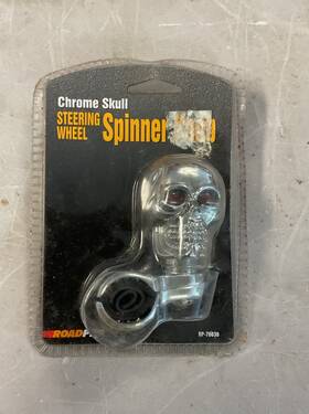 Rp-70030 Roadpro Rp70030 Vintage Chrome Skull Steering Wheel Spinner With Adjustable Clamp