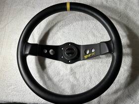 015r215fl Sparco Used R215 Deep Corn Steering Wheel Leather 350mm Diameter With Horn Button