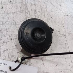 613.su1q16 Subaru Legacy Outback Horn 2015 2016 2017