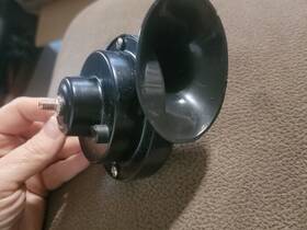 0020046 Tesla 2012-2018 Model S Low Tone Note Signalhorn 60b High 12v 510hz #802
