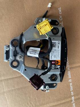 1023381-01-e Tesla 2012-2021 Model S/x Steering Wheel Retainer With Wiring Great