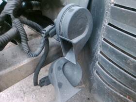 613.ts1l23 Tesla Y 2023 Horn 828564