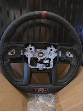 45100-oc490-c4 Toyota Trd Leather Steering Wheel Tundra And Sequoia