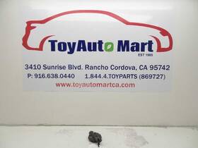 613.to1i02 Toyota Solara 00 01 02 Horn