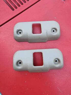72694-89101 Toyota 1990-95 4runner Oem Rear Seat Hinge Mount Lock Latch Striker Trim Panels