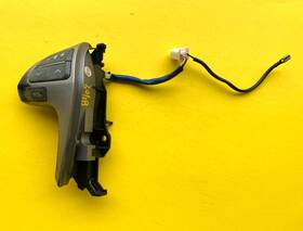 84247-06050 Toyota 2007-11 Camry Steering Wheel Volume Cruise Control Switch Oem