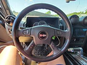 4922437 United Recyclers Group Used Steering Wheel Fits 2006 Hummer H2 Grade A