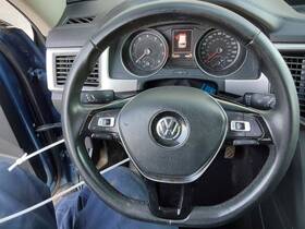 235.vw1319 Volkswagen For Steering Wheel Only
