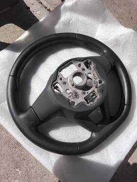 3117085 Volkswagen Volkswagens Jetta Golf Tiguan Atlas Steering Wheel