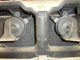 613.vo1v99 Volvo 1999 V70 Horn