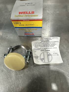 88922444 Wells U303 Horn Button Part Fits Gm