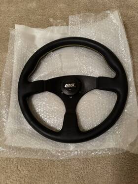 Wb-072104 Works Bell Type Iii Steering Wheel 350mm - Black Leather / Yellow Stitching