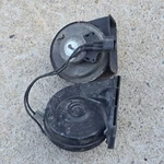2006 Nissan Pathfinder Front Low High Tone Warning Horn Assembly Oem 25620-9BN1A. Fixed Price $34.00.