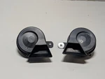 2002 - 2005 Mercedes G500 Horn Pair 0045427720 / 0045427420. Fixed Price $37.00.
