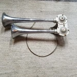 Vintage Hadley Titan Dual Air Trumpet Marine Horns # 186965 Untested. Fixed Price $60.00.