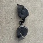 2007 Saturn Outlook Xe Horn Siren Signal Low&high Tone Pitch Pair Right&left Oem. Fixed Price $31.95.