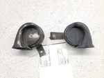 02-06 Infiniti Q45 High & Low Horn Pair X2 Oem 25620-AR00A, 25605-AR01A. Fixed Price $102.95.