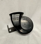 2001 2003 Lexus LS430 Low Pitch Honking Sound Horn 86520-50090 Oem. Fixed Price $9.90.