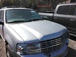 (local Pickup Only) Hood Fits 07-14 Navigator 3020498. Fixed Price $245.10.